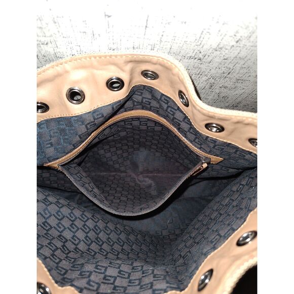 Gucci Linen and Leather Shoulder Bag - Picture 9 of 9